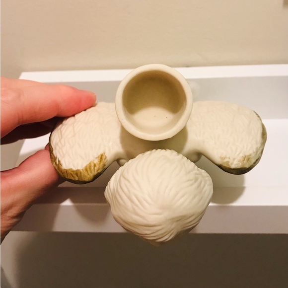 BUNDLE: Small Angel 👼 candle holder & 2 urn 🕯 - Picture 11 of 12